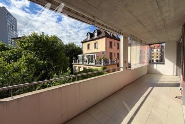 Spacieux 5.5 pièces lumineux à deux pas du centre de Bienne, avec balcon