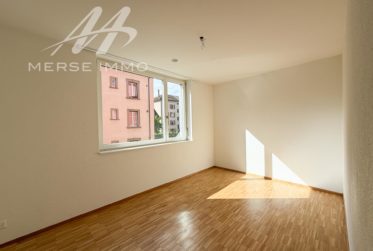 Spacieux 5.5 pièces lumineux à deux pas du centre de Bienne, avec balcon