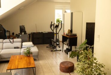 Appartement mansardé de 3,5 pièces à Couvet