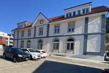 Appartement lumineux de 4 pièces à deux pas de la gare de Couvet