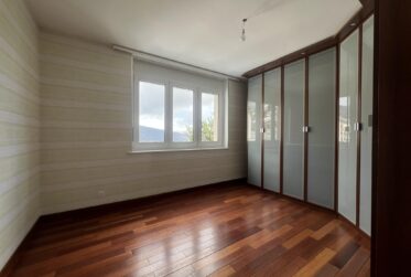 4.5 pièces rénové à louer aux Hauts-Geneveys – Offre exclusive : 1 mois offert