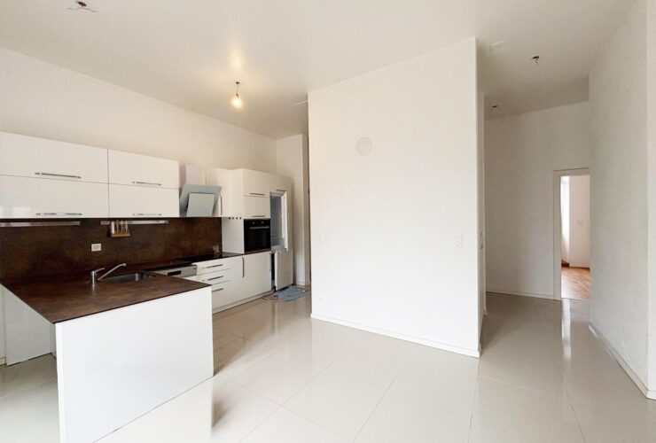 Appartement lumineux de 4 pièces à deux pas de la gare de Couvet