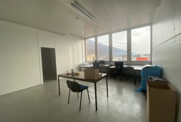 Surfaces industrielles / bureaux modulables