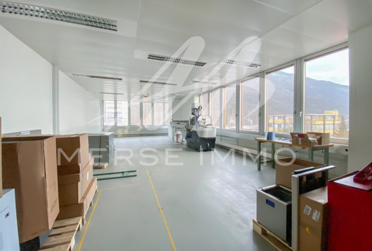 Surfaces industrielles / bureaux modulables