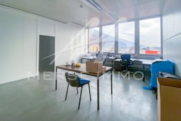 Surfaces industrielles / bureaux modulables