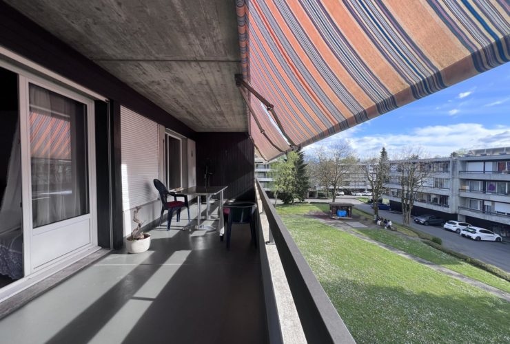 Spacieux appartement de 5.5 pièces au dernier étage avec joli dégagement