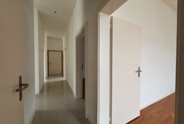 Appartement de 4 pièces, dans un quartier paisible et une vue imprenable