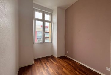 Appartement de 4 pièces, dans un quartier paisible et une vue imprenable