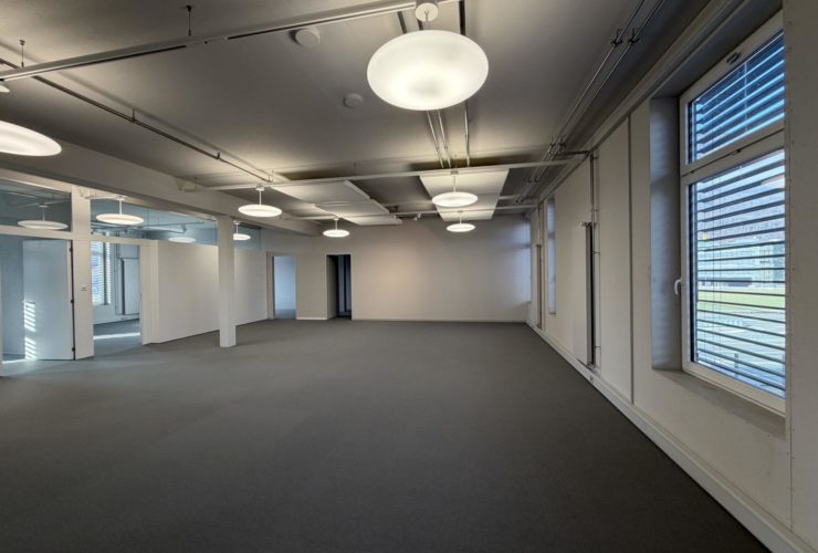 Votre futur espace professionnel à deux pas de l’autoroute