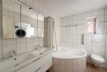 Charmant appartement 4.5 pièces rénové avec garage