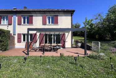 Maison jumelle sur les hauts de Neuchâtel