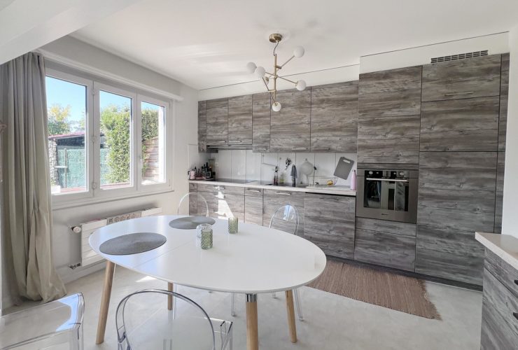 Maison jumelle sur les hauts de Neuchâtel