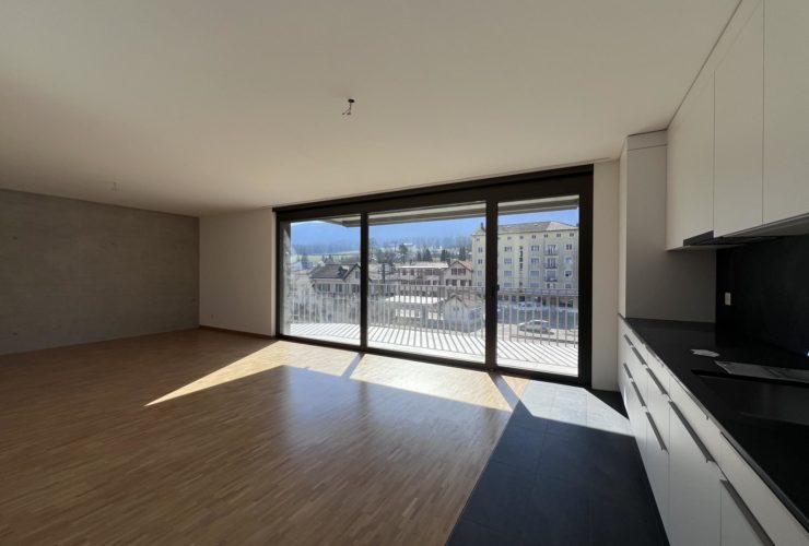 Appartement à louer de 4.5 pièces dans un immeuble construit récemment
