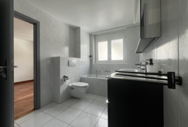 Magnifique appartement de 4.5 pièces rénové à louer aux Hauts-Geneveys